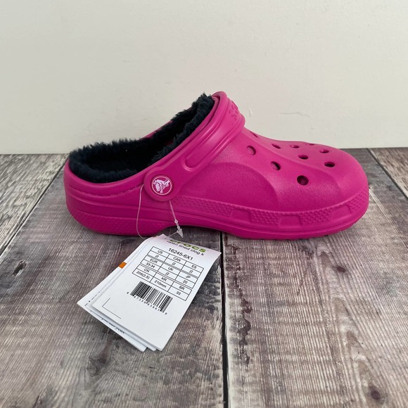 CROCS Other - Crocs Kids Ralen Classic Lined Clogs Fuzzy Slippers Size J 2 Bright Pink